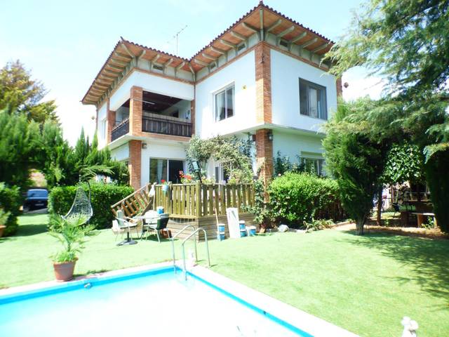 Casa-chalet en Venta en Sant Salvador de Guardiola