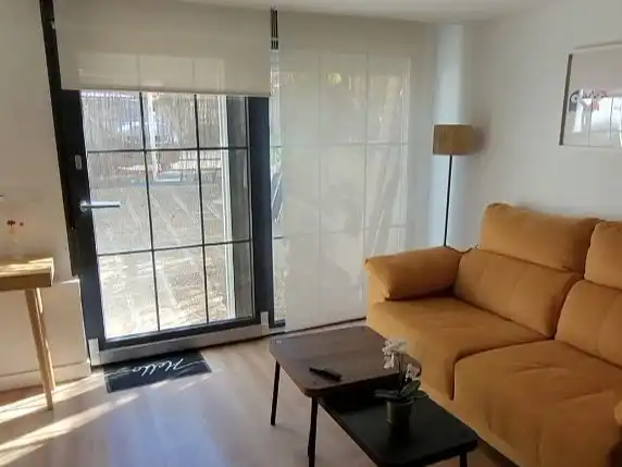 Sala de estar de Casa o chalet de alquiler en Cáceres con Calefacción, Parquet y Terraza