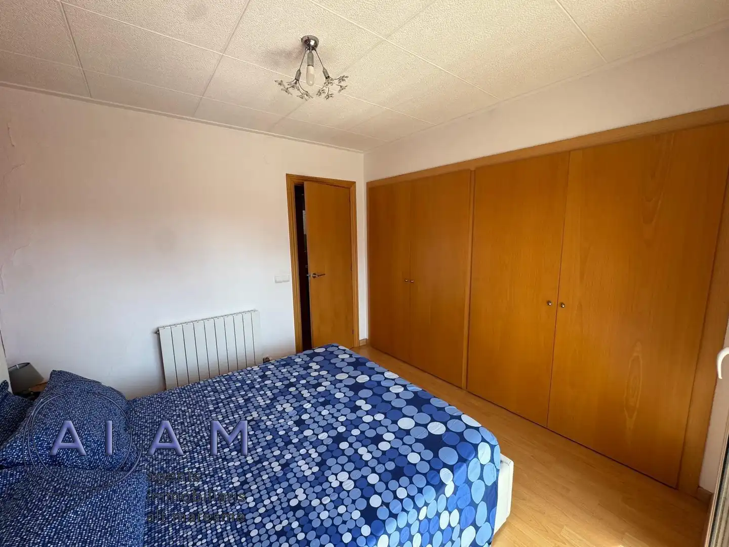 Schlafzimmer von Wohnung zum Verkauf in Pineda de Mar mit Klimaanlage, Heizung und Parkett