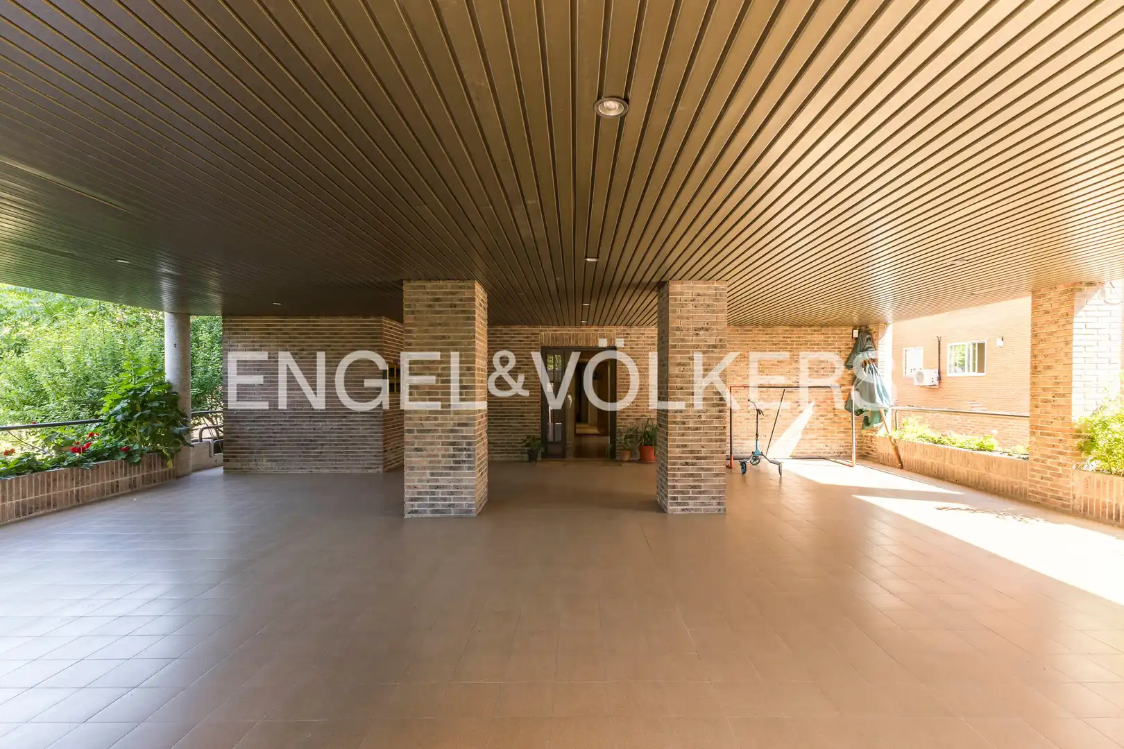 Piso en venta en Madrid con Aire acondicionado, Calefacción y Jardín privado
