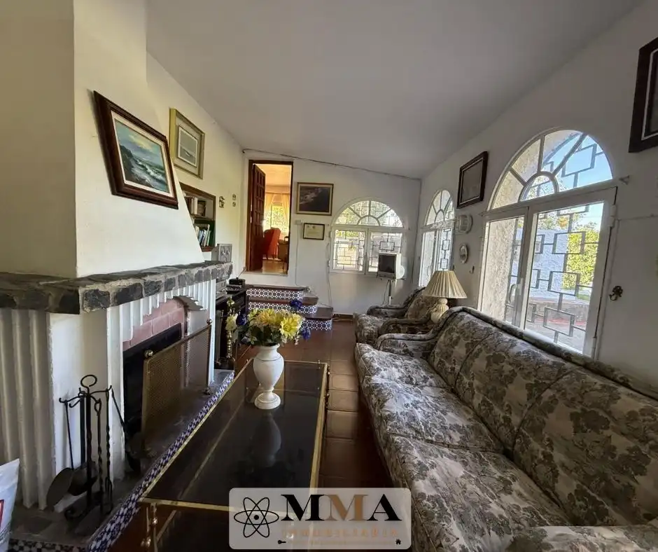 Sala d'estar de Finca rústica en venda en El Rompido amb Aire condicionat, Calefacció i Jardí privat