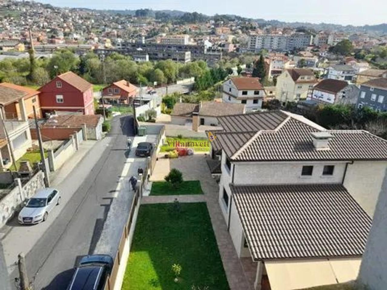 Vista exterior de Àtic en venda en Vigo  amb Calefacció i Traster