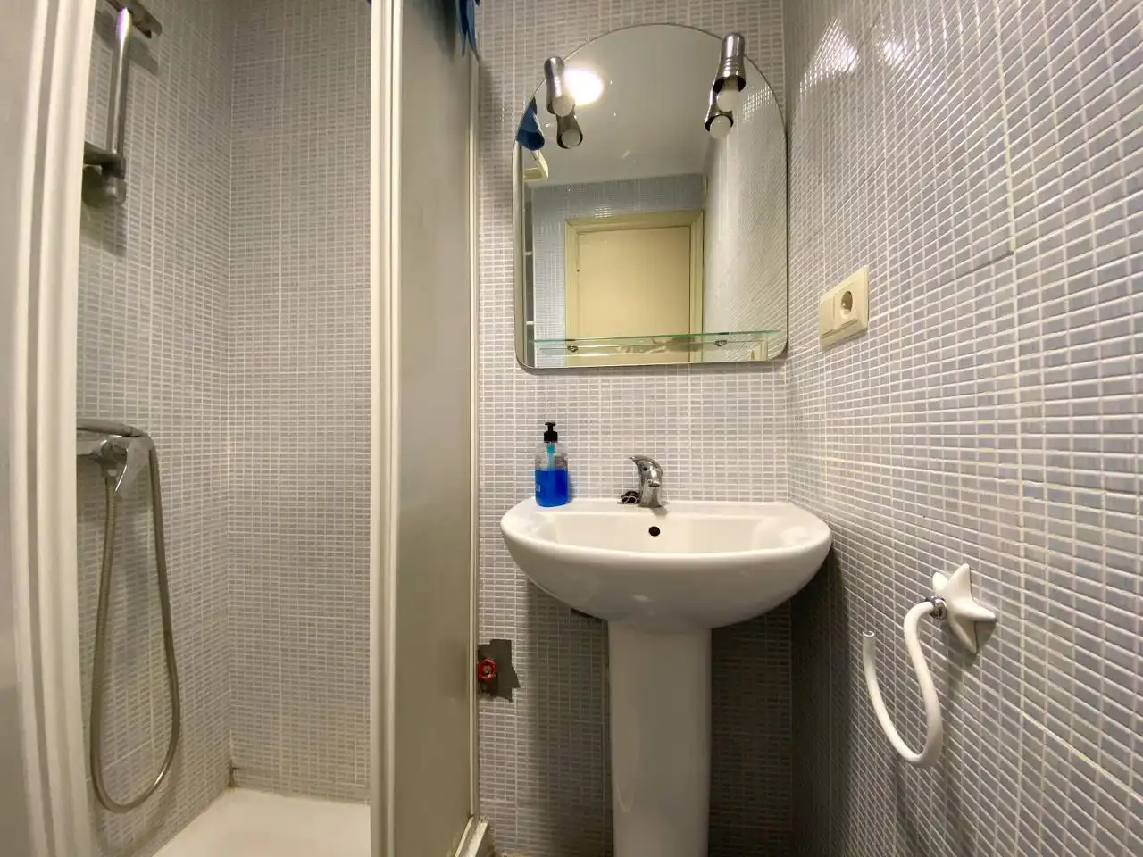 Badezimmer von Wohnung zur Miete in Valencia mit Möbliert