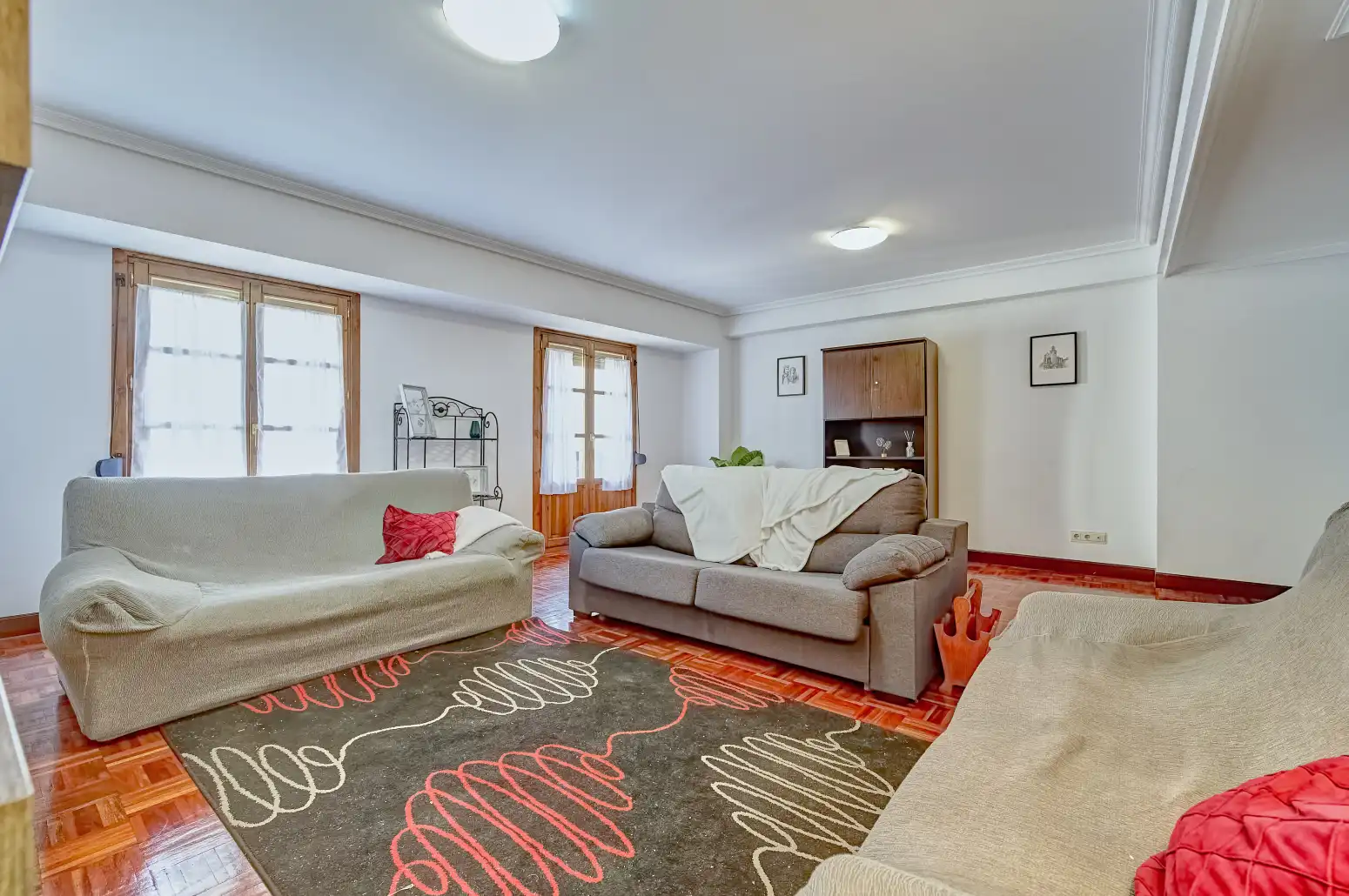 Sala de estar de Ático en venta en  Pamplona / Iruña con Calefacción, Parquet y Balcón
