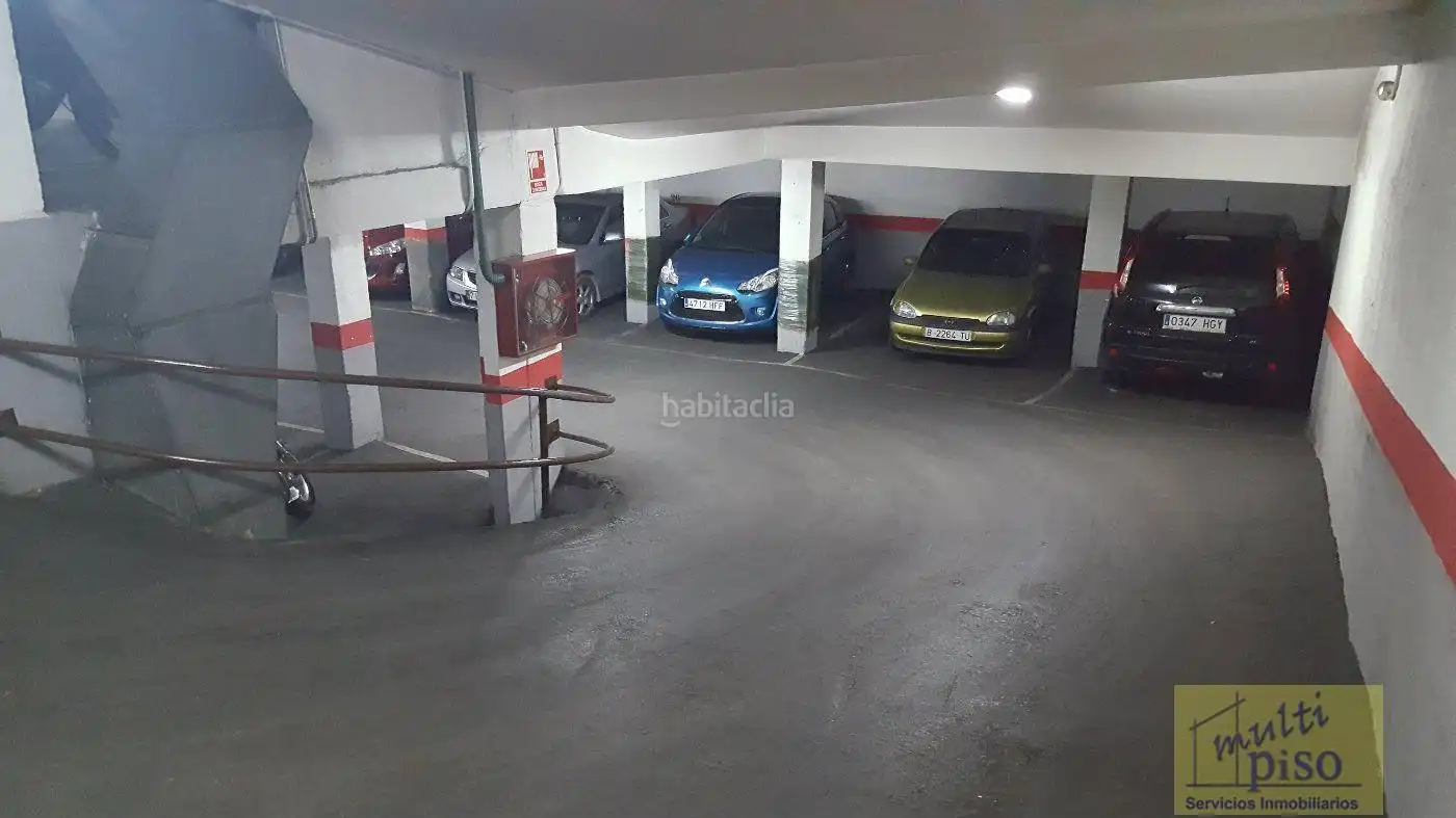 Garage zum Verkauf in Sants