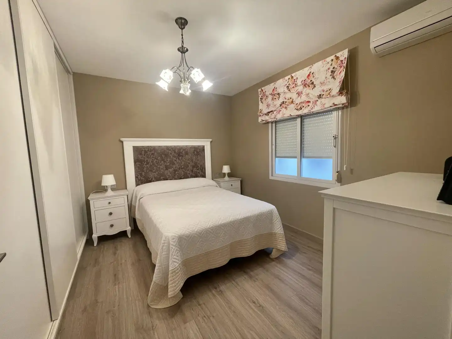 Habitación de Apartamento de alquiler en Torrevieja