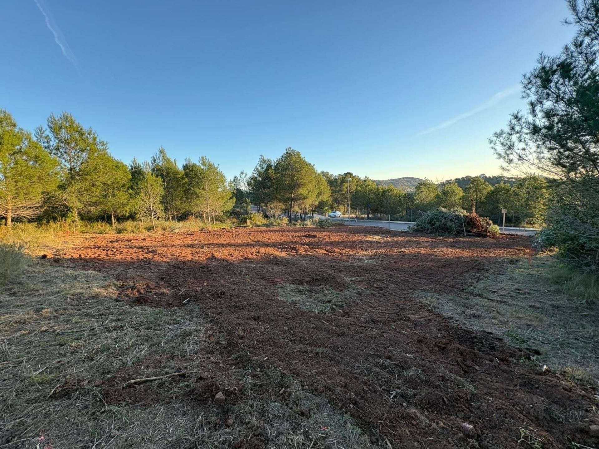 Houses for sale in Gilet  with Air Conditioner