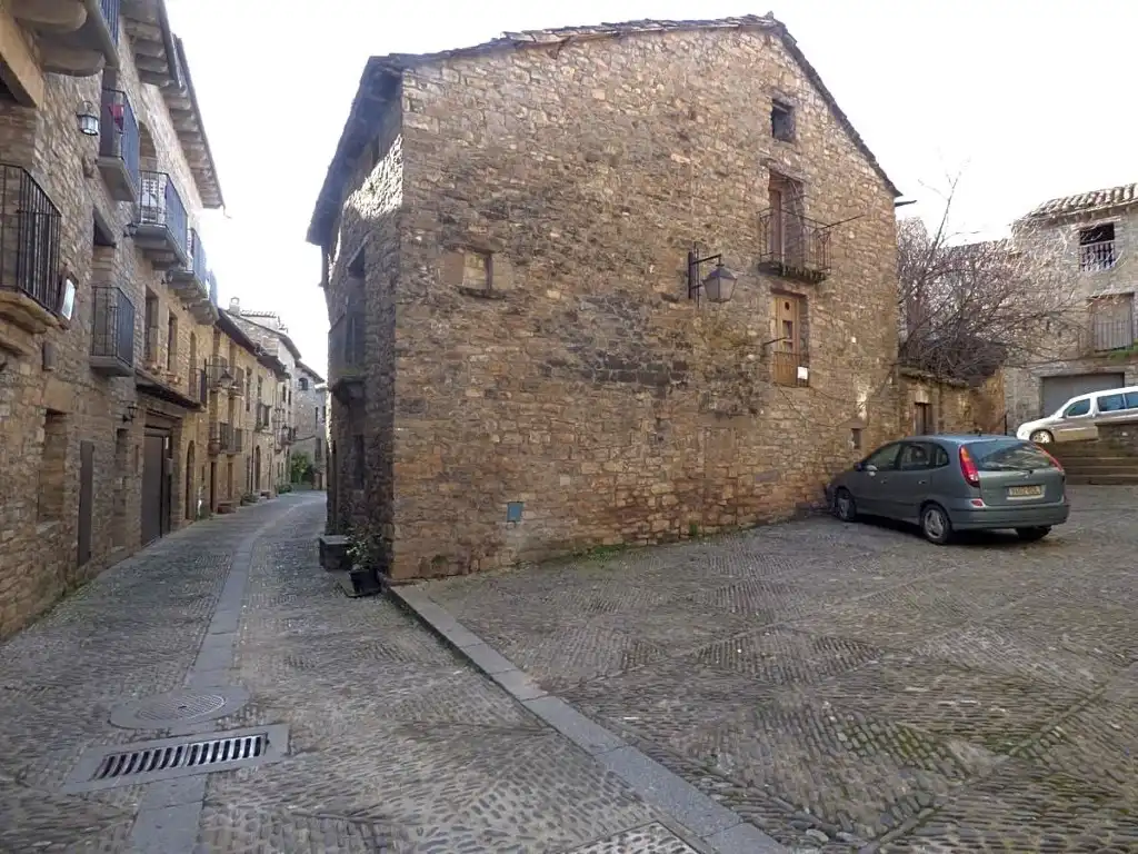 Houses for sale in C. Sta. Cruz, 27-25, Aínsa-Sobrarbe