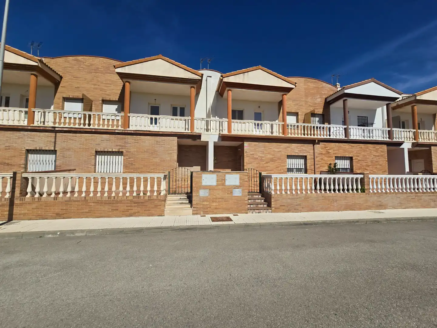 Vista exterior de Residencial en venta en Campillos