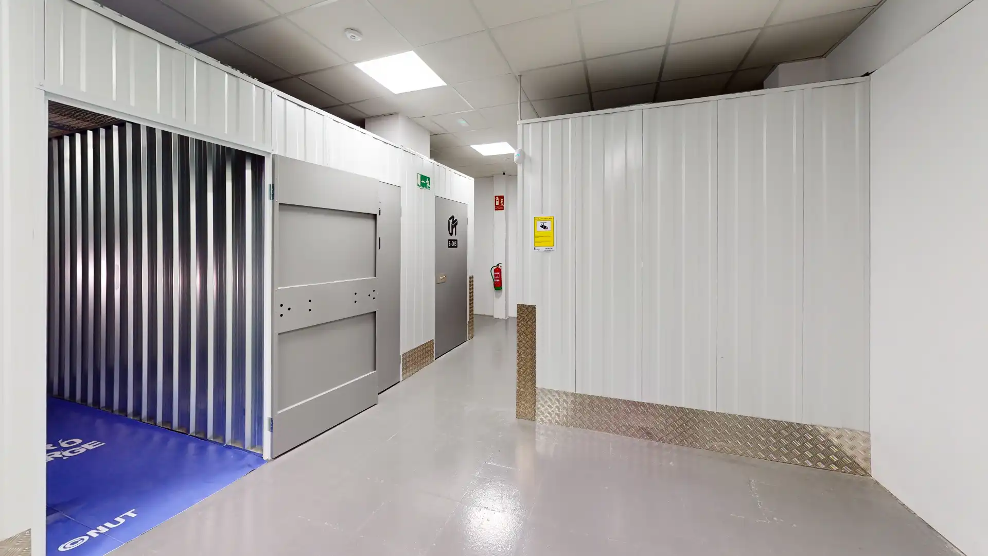Storage room for rent in Madrid  with Alarm