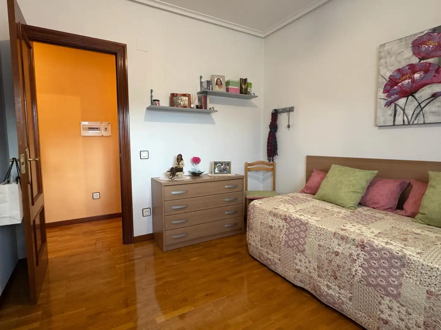Bedroom of Flat for sale in  Logroño  with Heating, Parquet flooring and Storage room