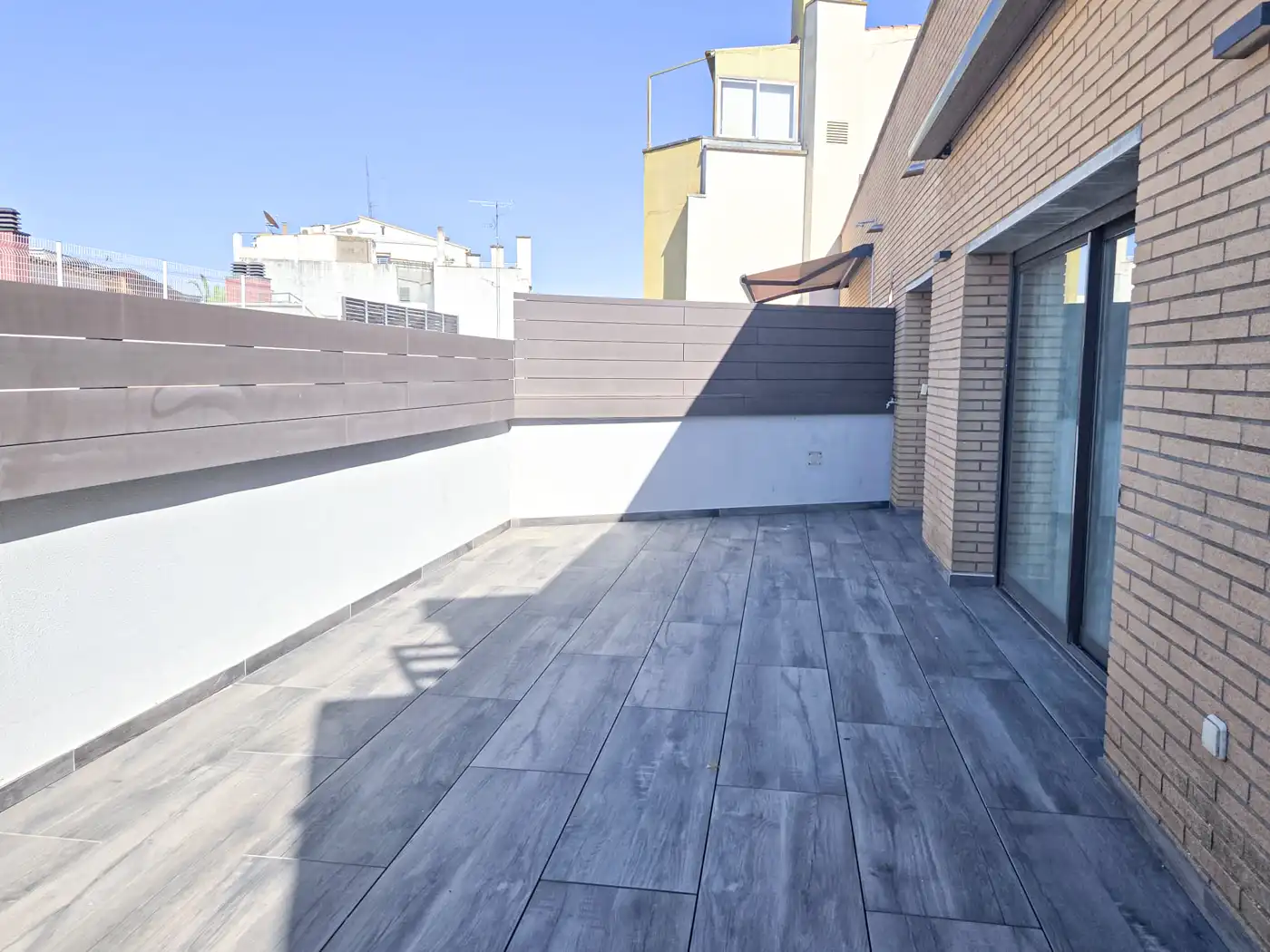 Terrace of Attic for rent in Figueres  with Air Conditioner, Heating and Terrace