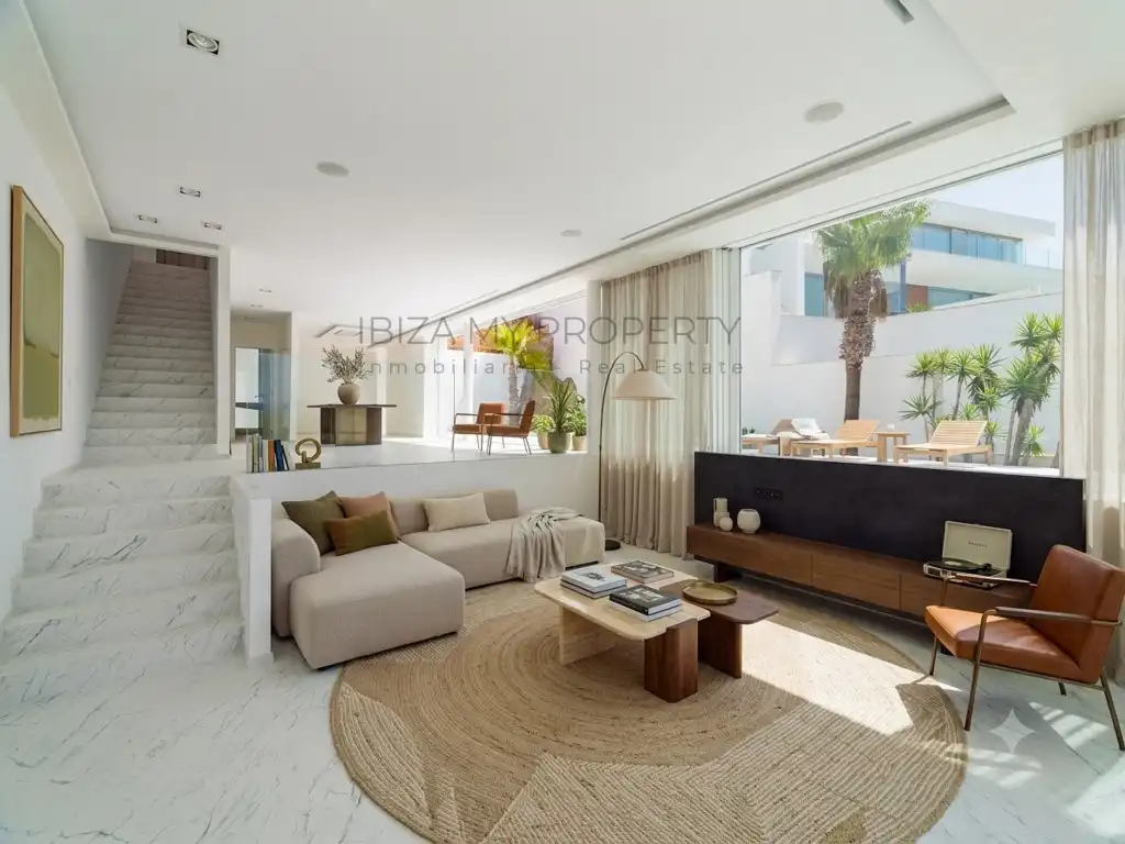 Sala de estar de Casa o chalet en venta en Santa Eulària des Riu con Aire acondicionado, Trastero y Piscina