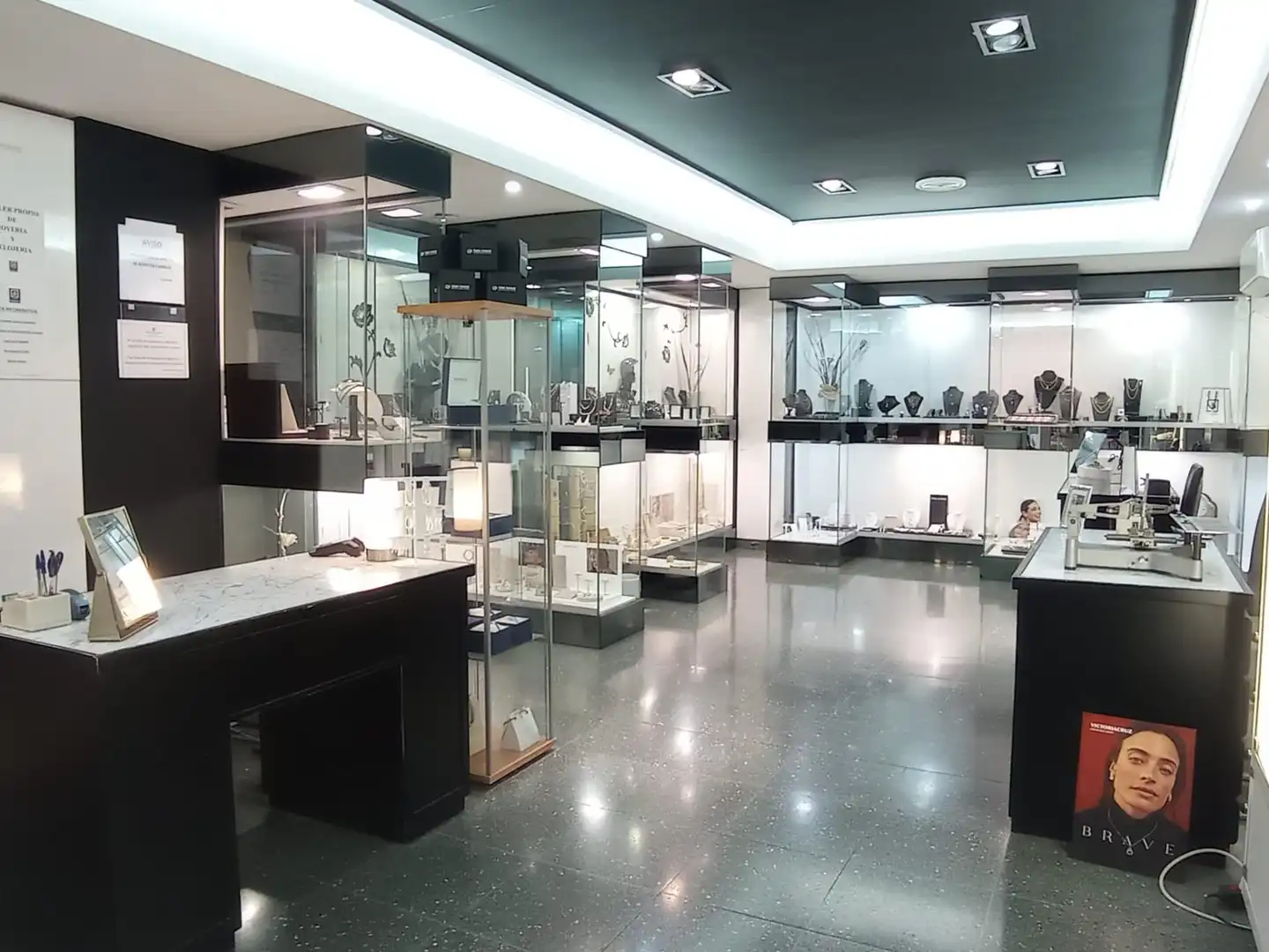Local comercial en venda a Centro, imagen 2