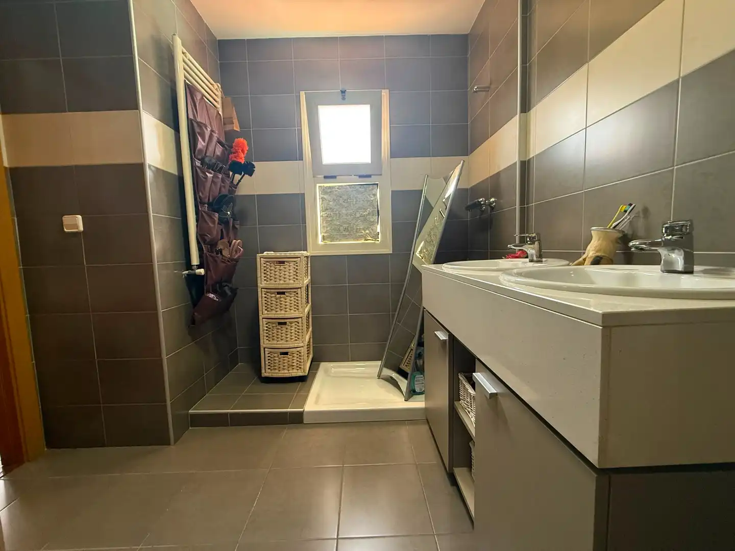 Bany de Casa adosada en venda en La Pobla de Vallbona amb Aire condicionat, Calefacció i Terrassa