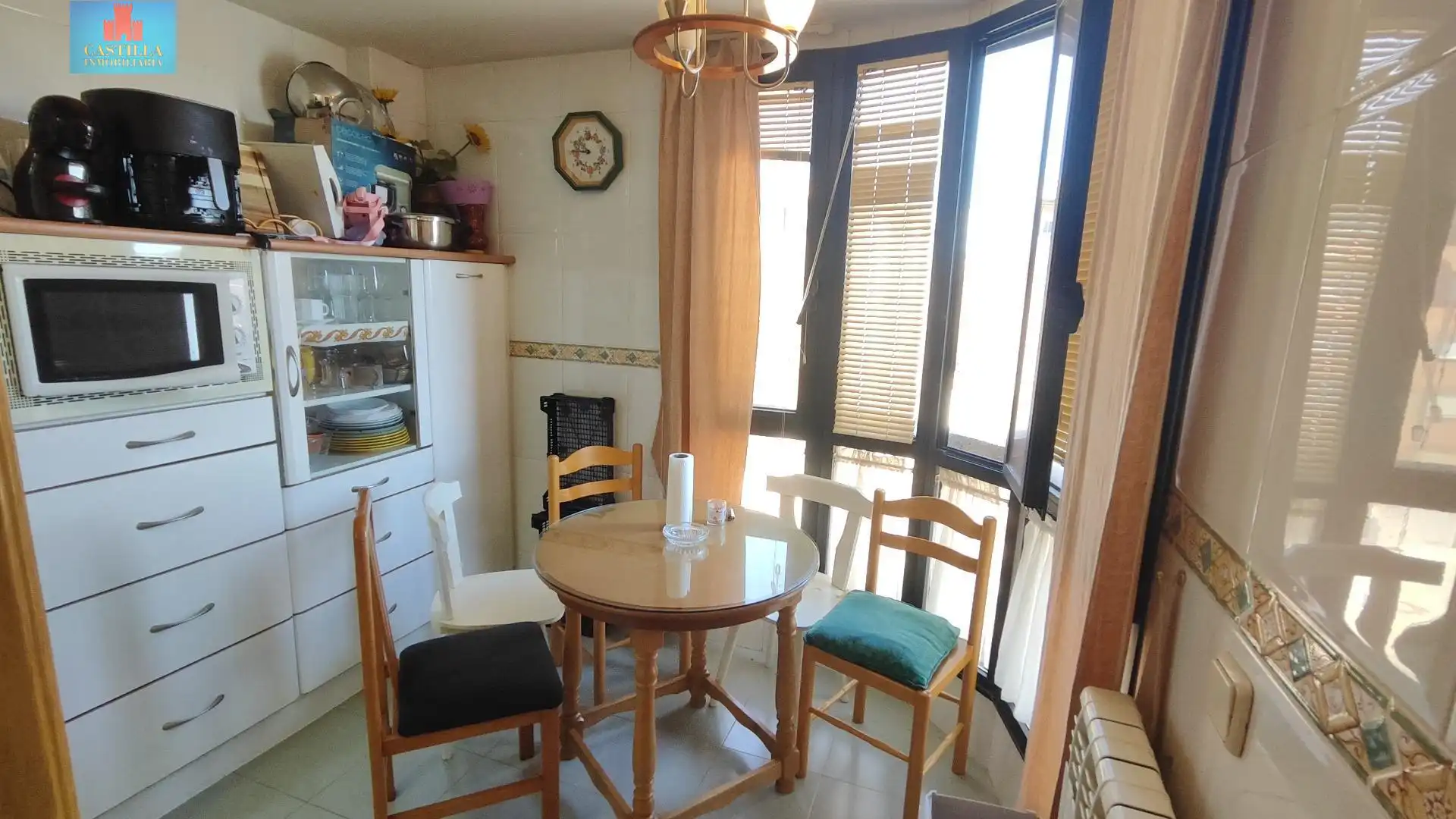 Comedor de Piso en venta en Ávila con Calefacción, Jardín privado y Trastero