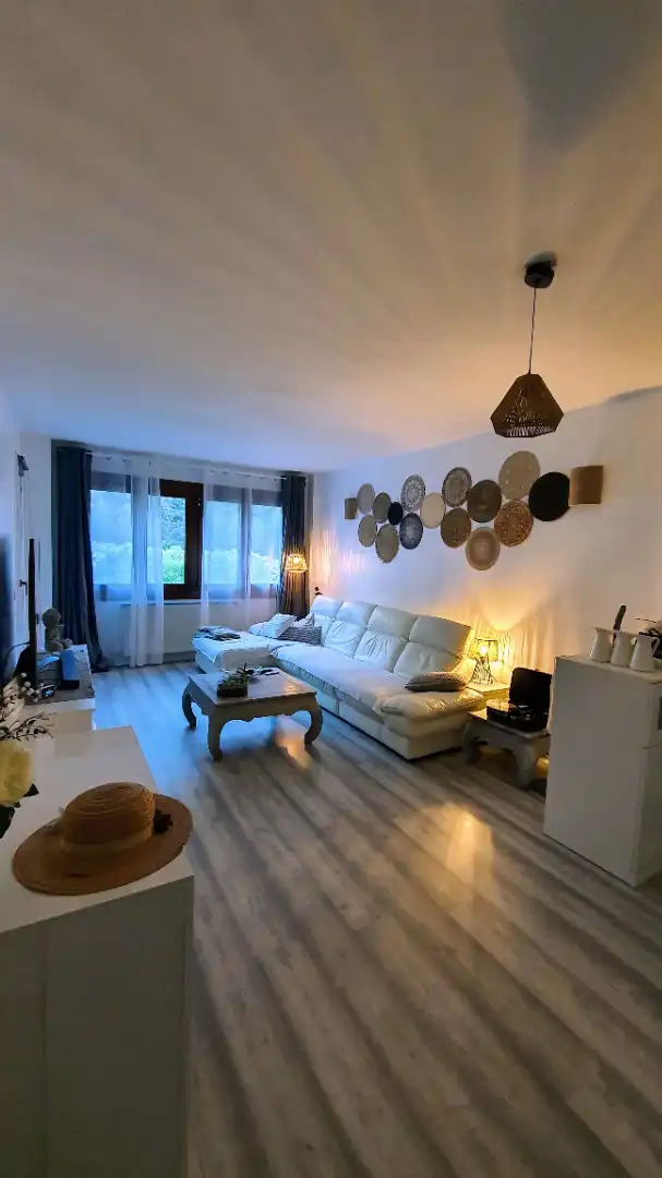 Appartamento con terrazza in affitto a Avinguda de la Bartra 1g, imagen 7
