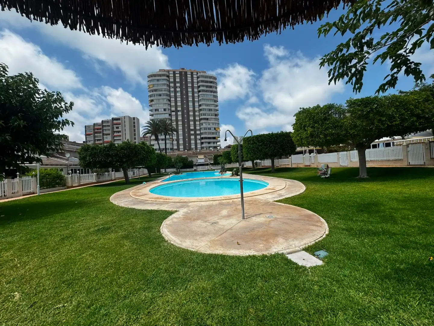 Piscina de Casa o xalet de lloguer en Alicante / Alacant amb Aire condicionat, Jardí privat i Parquet