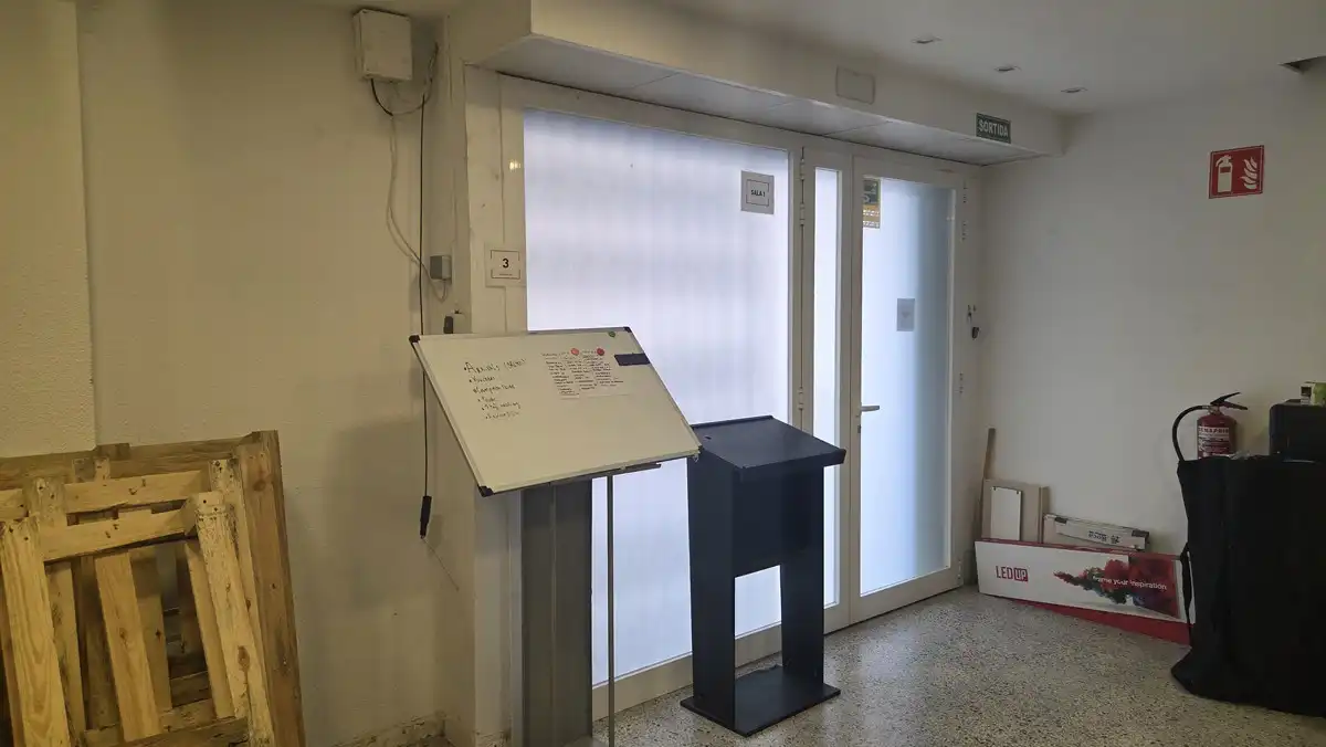 Fabrikhallen zur Miete in Nou Barris