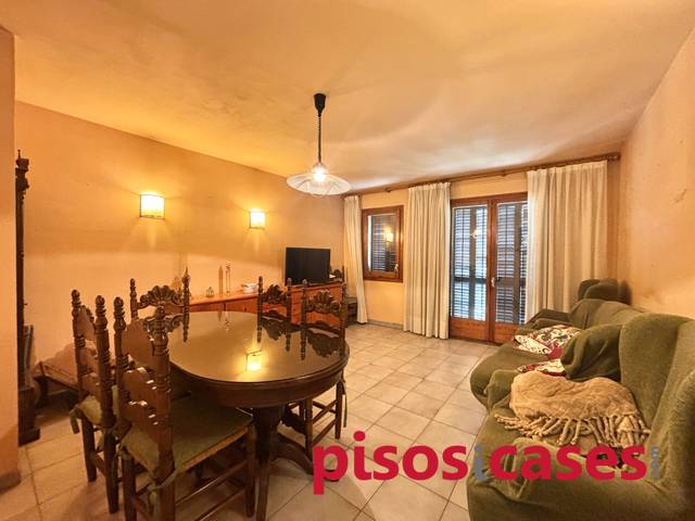 Piso en Venta en Plaça dels Sants Màrtirs en Centre