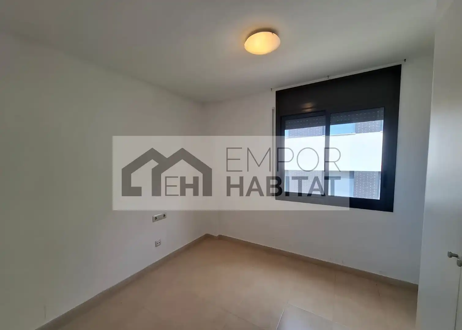 Bedroom of Apartments for sale in Llançà  with Air Conditioner, Heating and Terrace