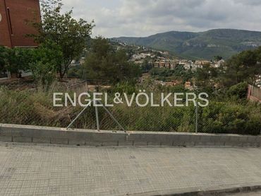 Terreno residenziale in vendita a Vallirana