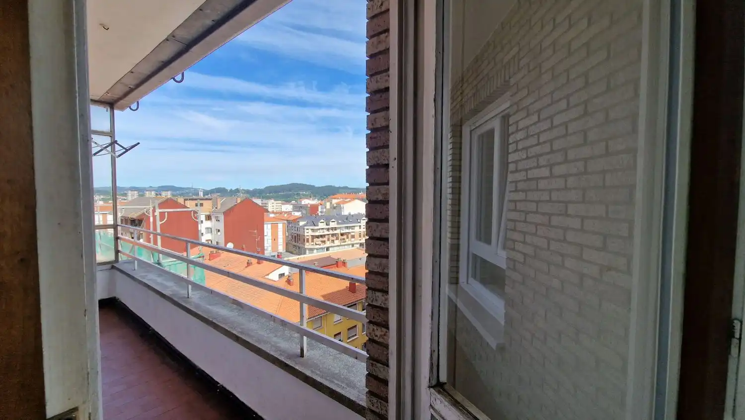 Terraza de Piso en venta en Torrelavega  con Calefacción y Balcón