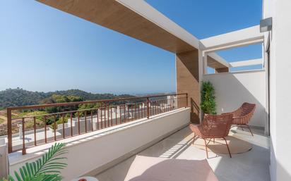 Terrace of Single-family semi-detached for sale in Istán  with Air Conditioner, Heating and Private garden