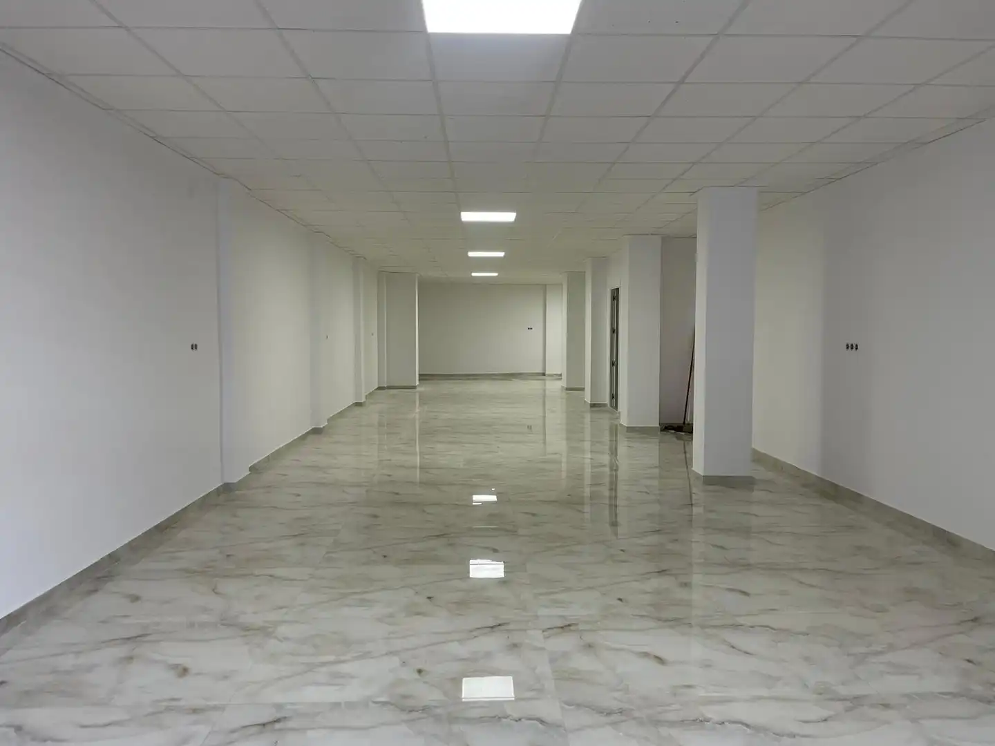 Local comercial en venda a Avenida de Crevillente 28, imagen 2