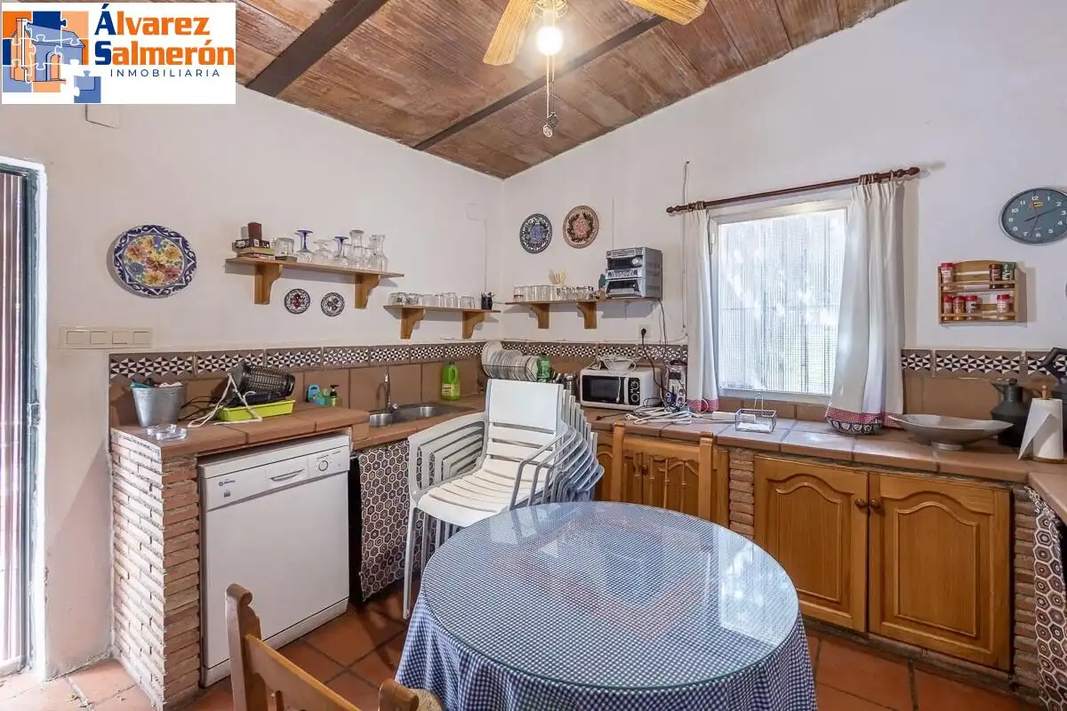 Detached house with pool for sale in Calle del Arache, imagen 11