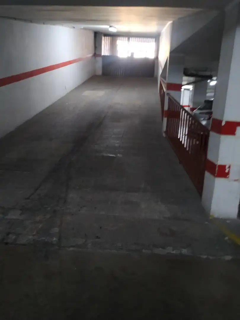Garatge de lloguer en Valencia amb Alarma