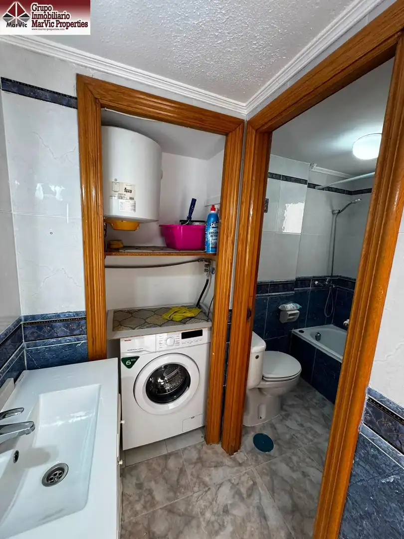 Bany de Estudi en venda en Benidorm amb Jardí privat, Moblat i Piscina comunitària