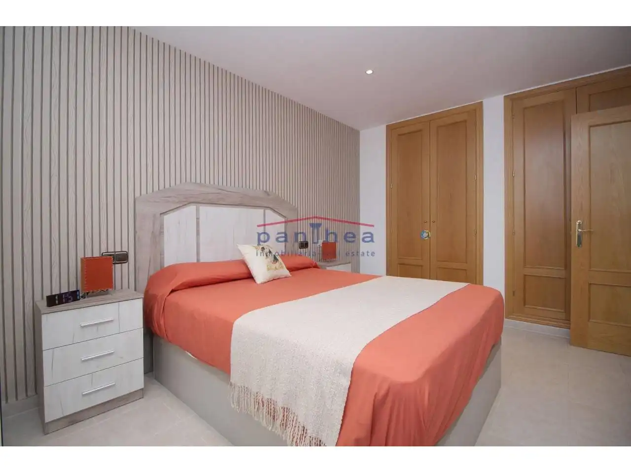 Habitación de Piso en venta en Rincón de la Victoria con Aire acondicionado, Terraza y Piscina comunitaria