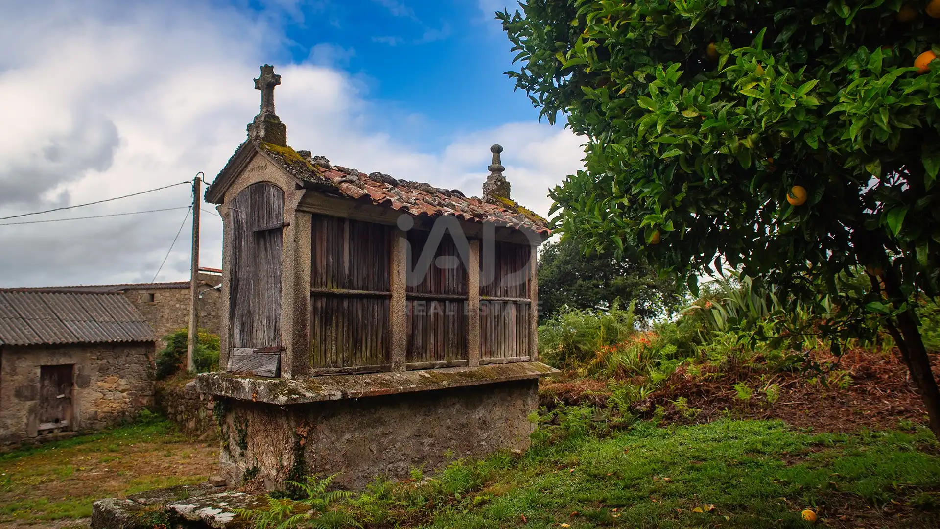 Vista exterior de Finca rústica en venda en Vilarmaior