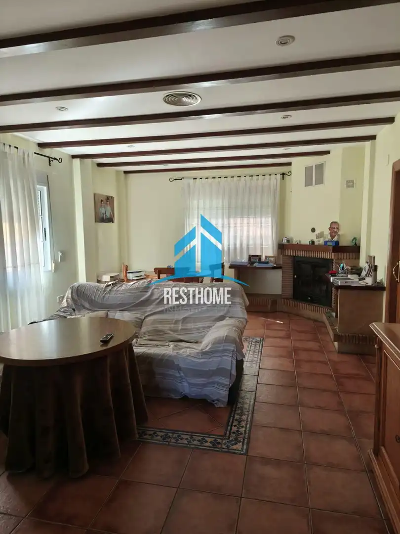 Sala de estar de Casa o chalet en venta en Simat de la Valldigna con Aire acondicionado, Calefacción y Jardín privado