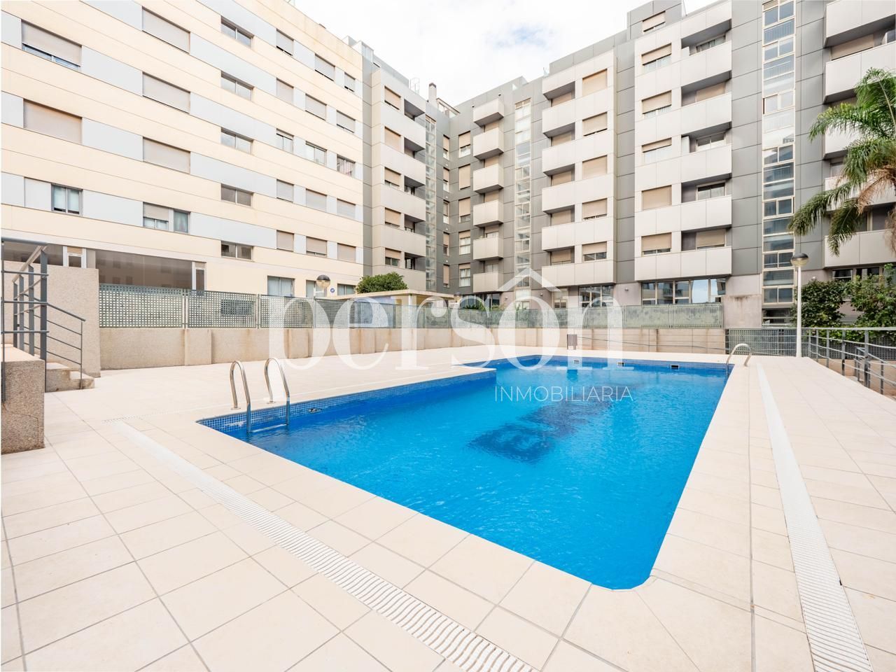Swimming pool of Flat to rent in Torrent  with Air Conditioner, Parquet flooring and Balcony