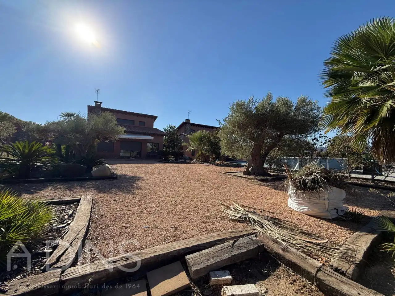 House for sale in Avenida Castillo de Montbuí, imagen 2