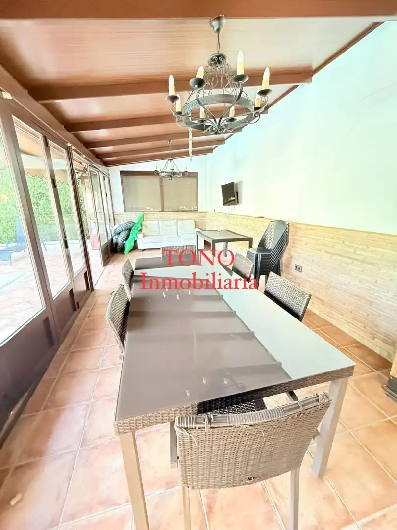 Detached house with terrace for sale in Calle Adriano 12, imagen 6