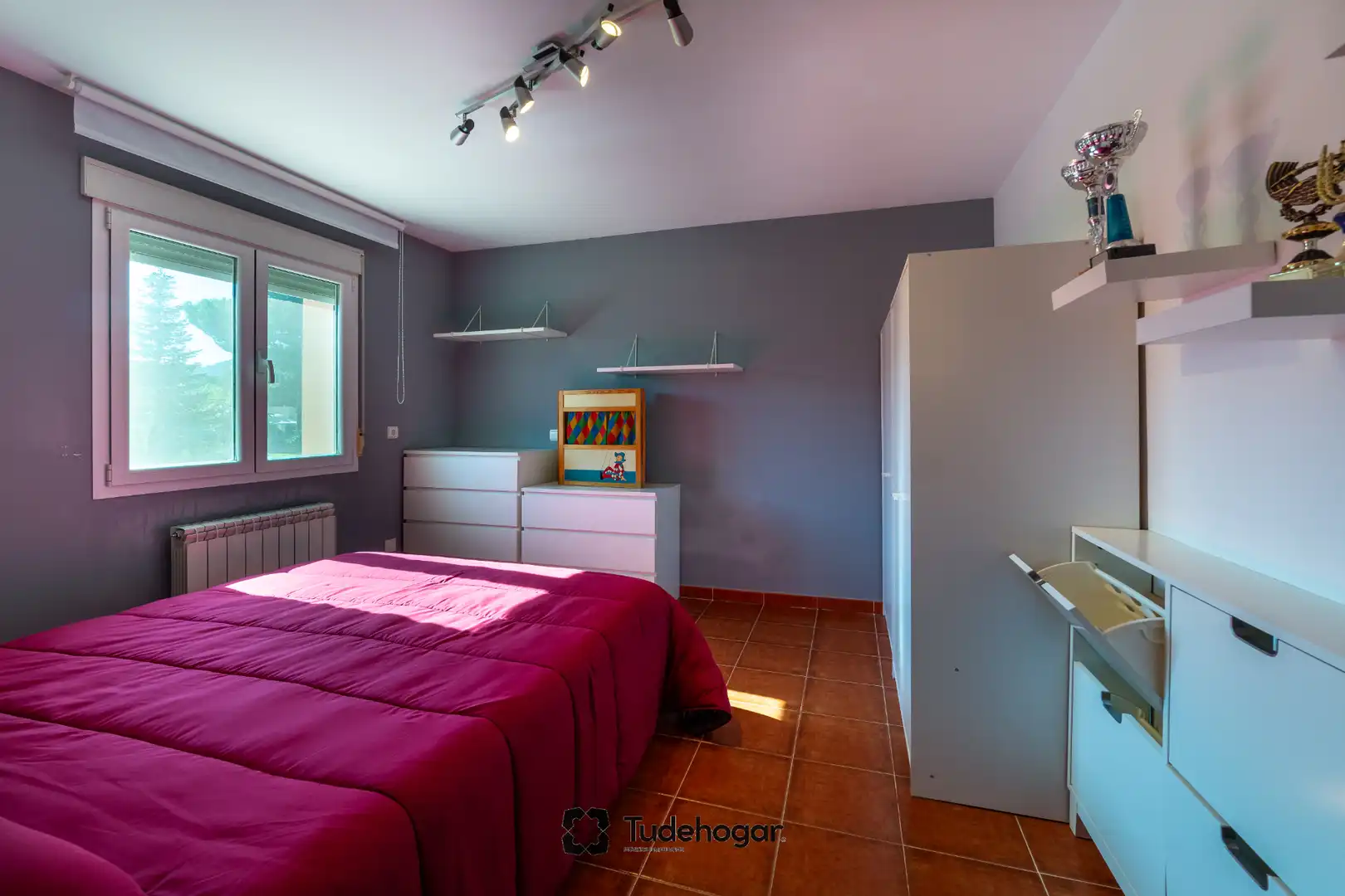 Habitación de Casa o chalet en venta en Tudela de Duero con Calefacción, Jardín privado y Amueblado