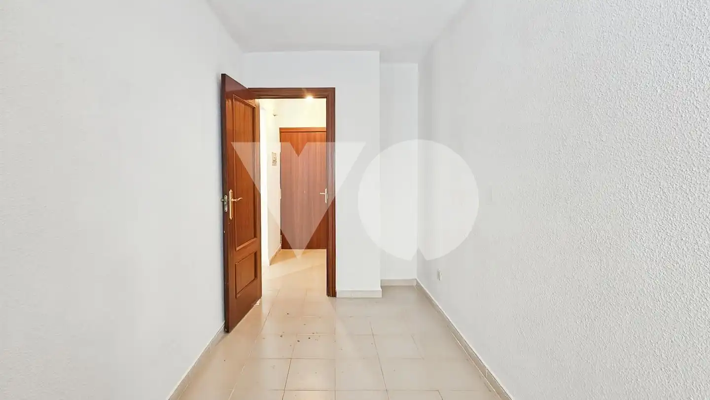 Habitación de Planta baja en venta en Madrid con Alarma