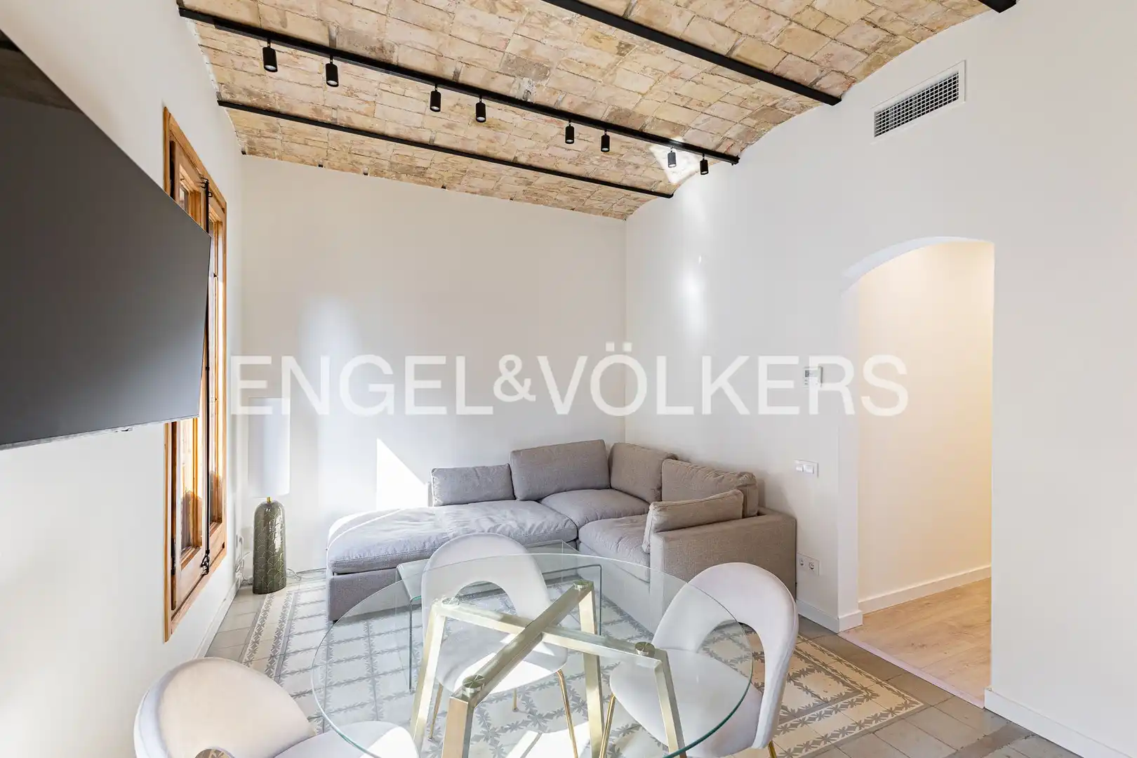 Living room of Flat for rent in Barcelona  with Air Conditioner, Heating and Parquet flooring