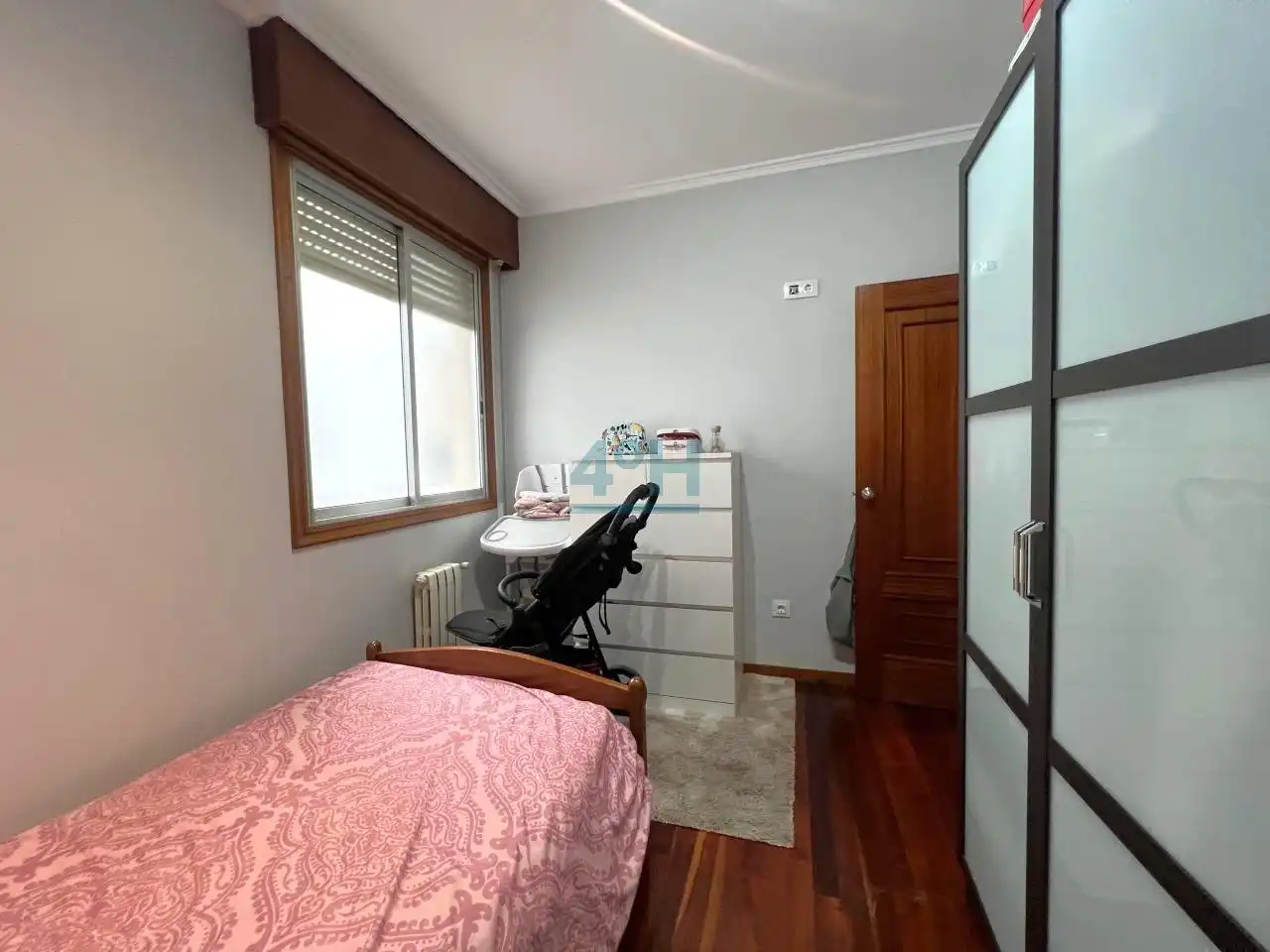 Bedroom of Flat for sale in Ourense Capital   with Heating, Parquet flooring and Storage room