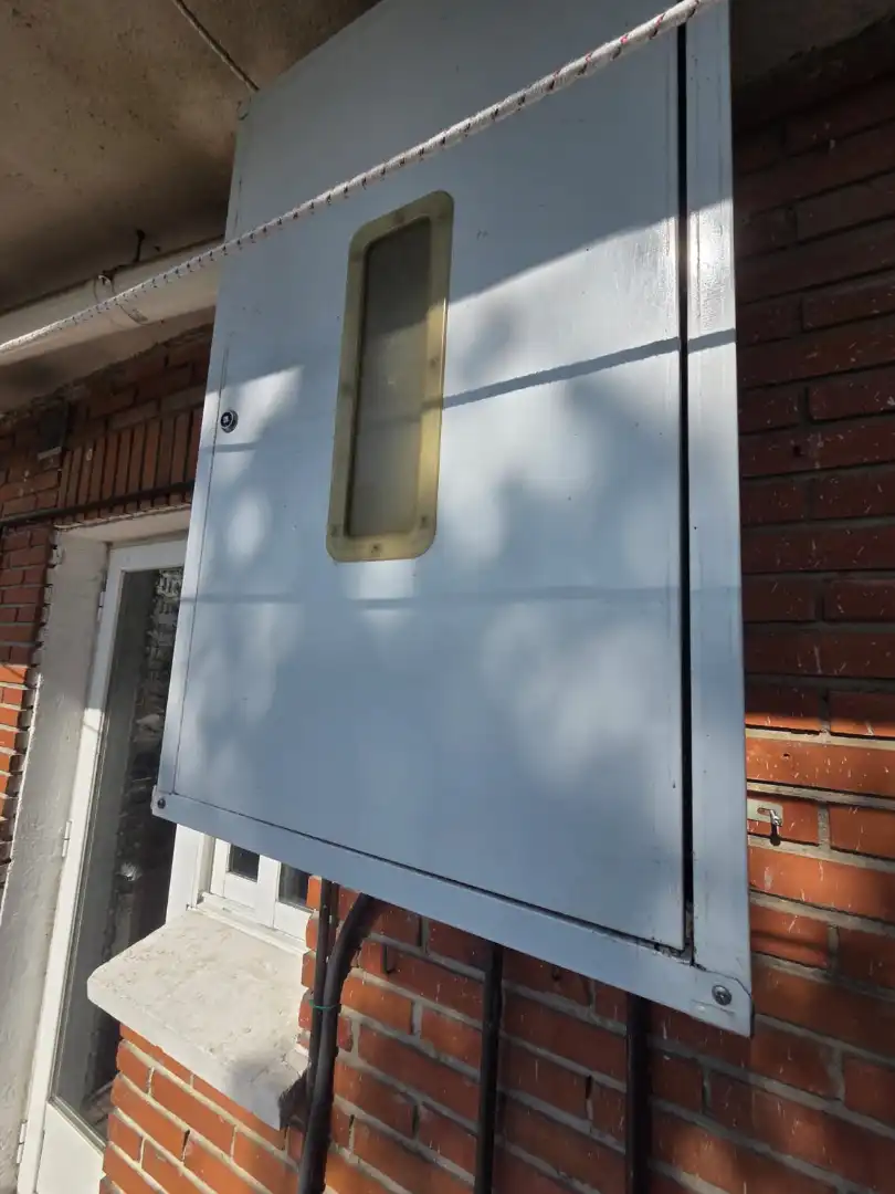 Außenansicht von Wohnung zum Verkauf in Madrid mit Heizung, Terrasse und Abstellraum