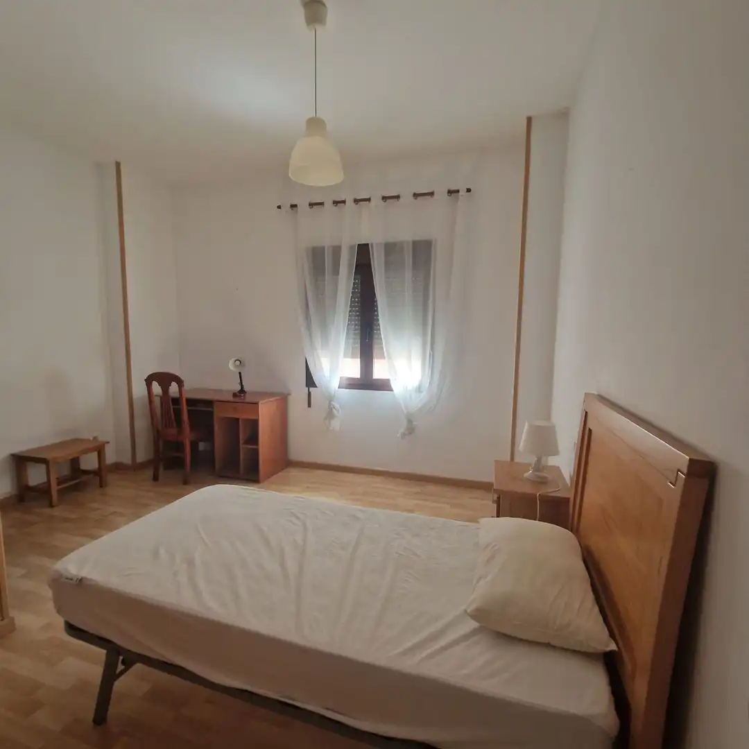 Flat with lift to rent in Poeta agustin Ruano, imagen 9