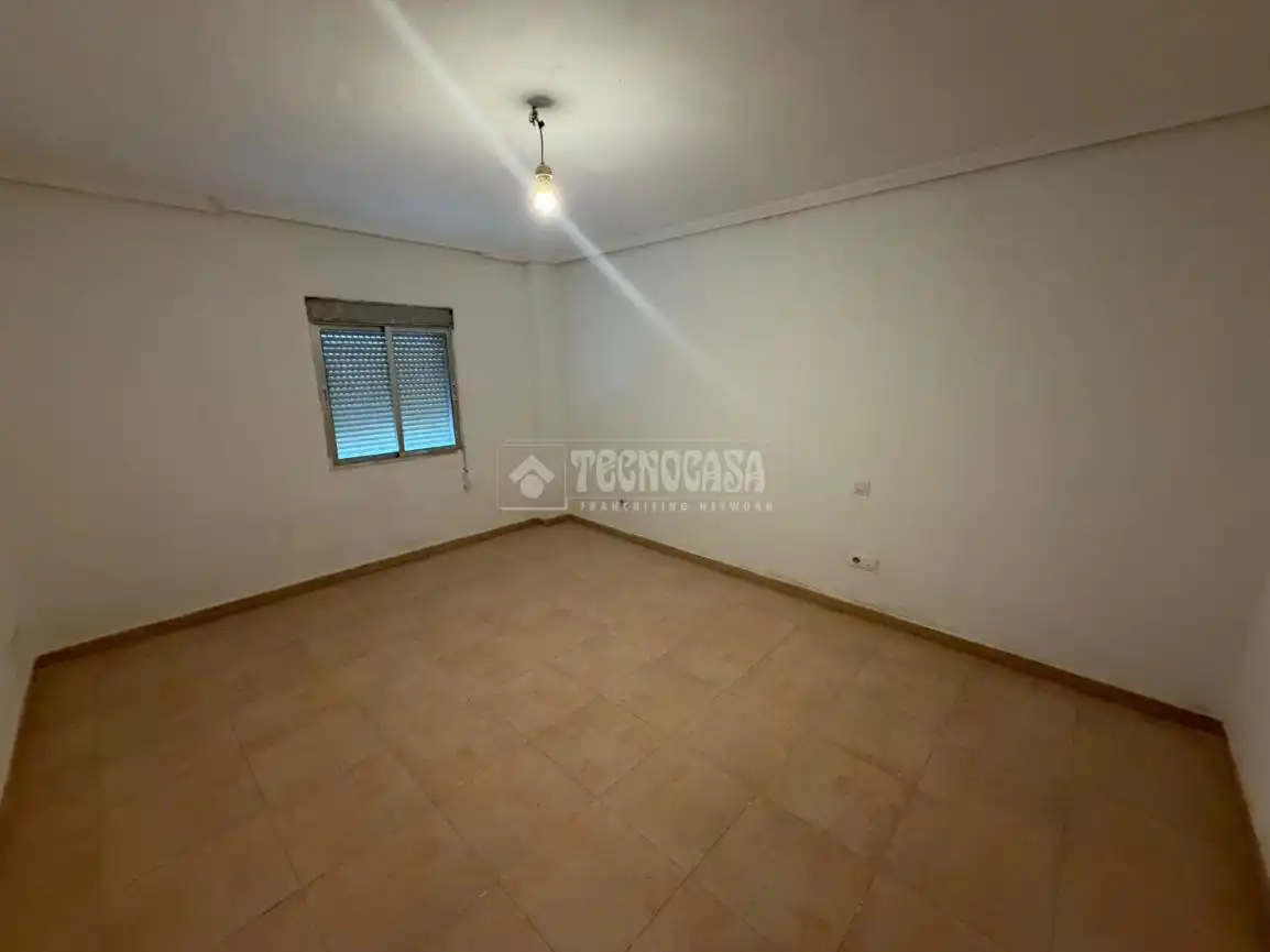 Casa adosada en venda a Dehesilla de Calamón - Campomanes