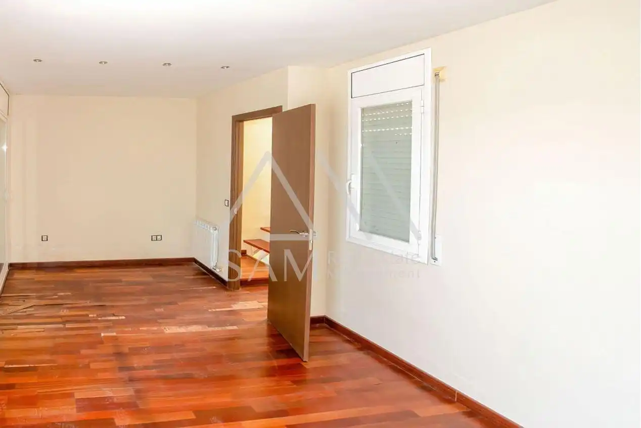 Casa adosada en venda en Golmés amb Calefacció, Terrassa i Balcó