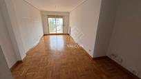 Bedroom of Flat to rent in Burgos Capital