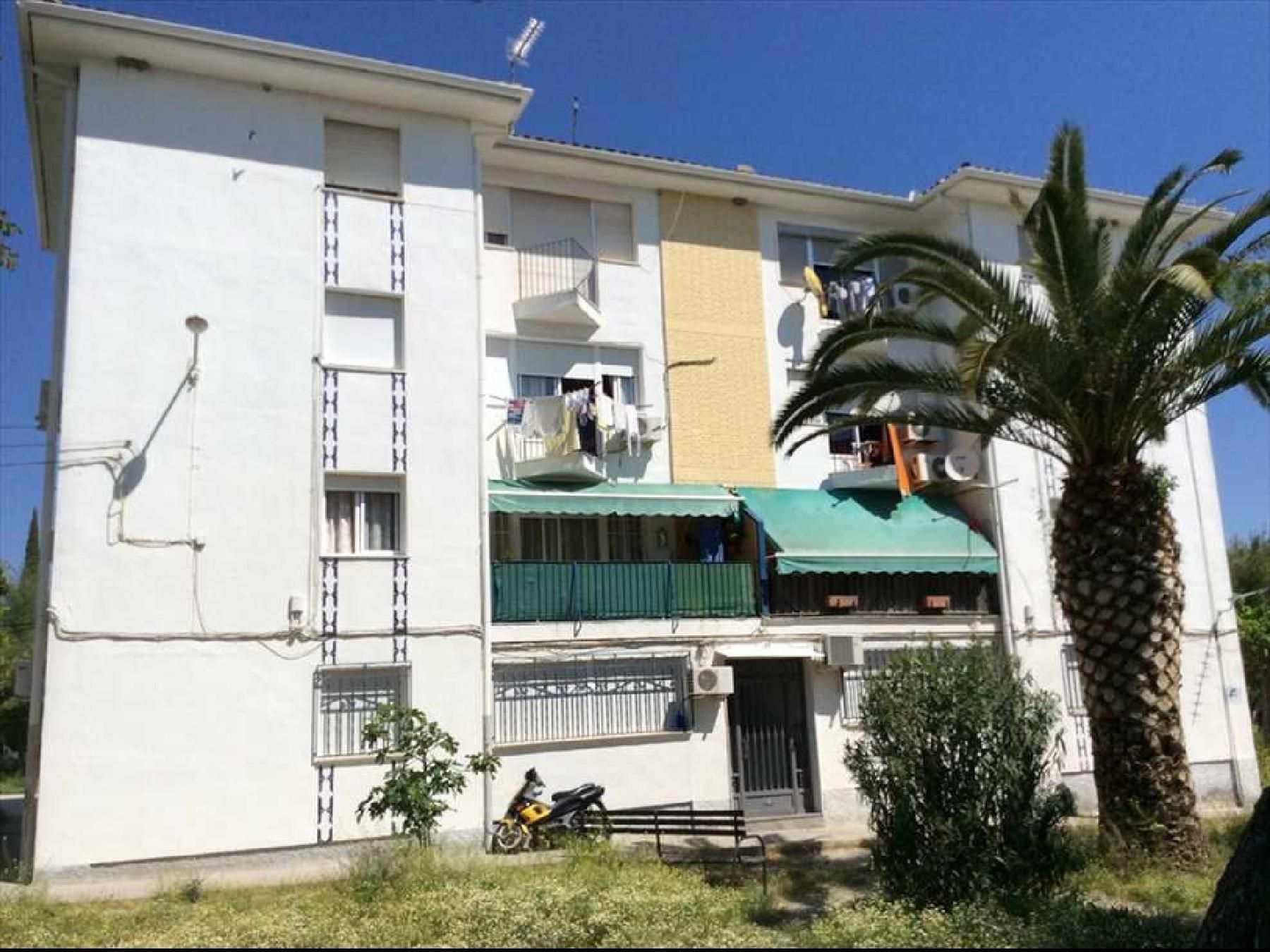 Vista exterior de Pis en venda en Linares