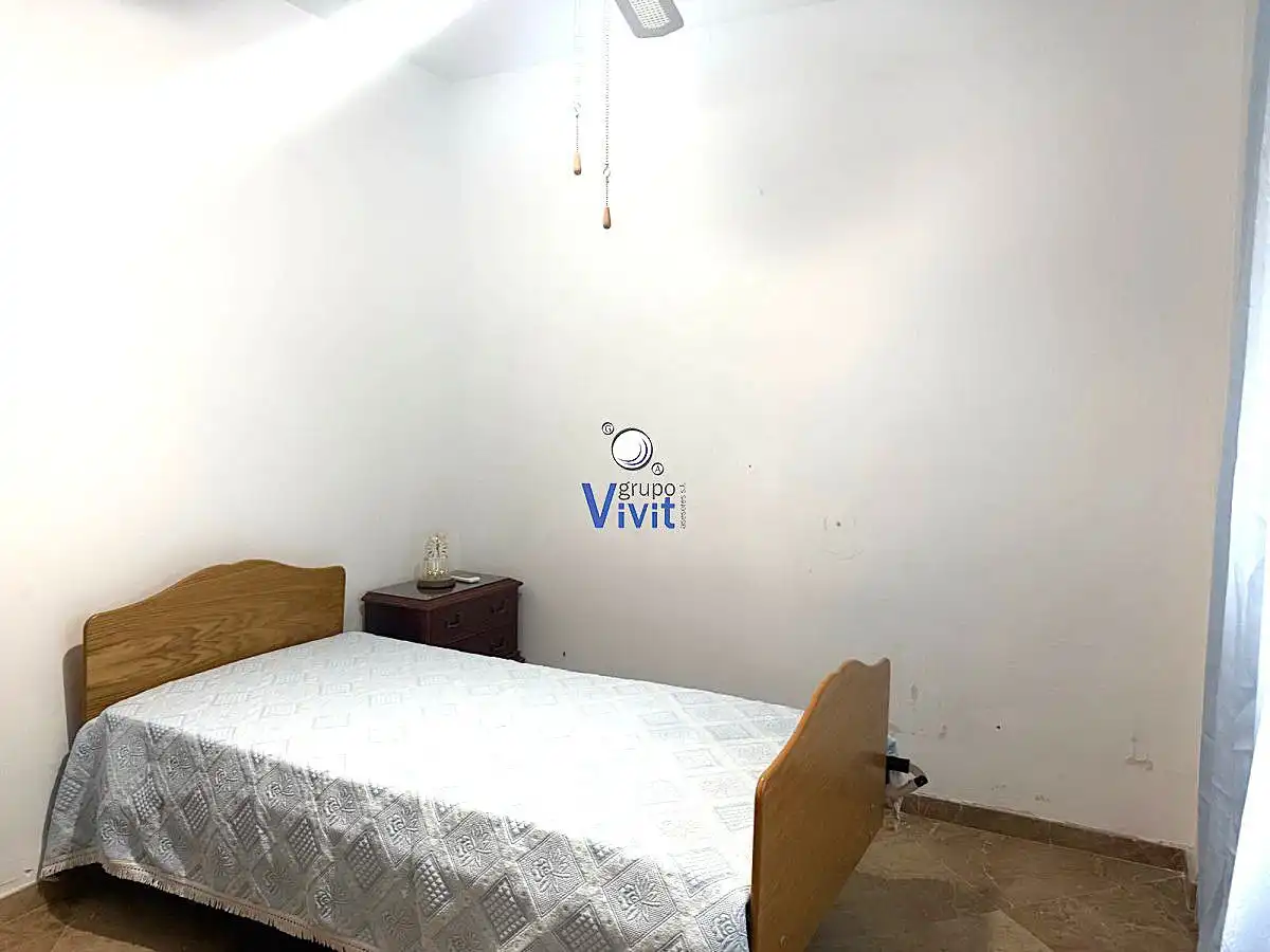 Habitación de Casa adosada en venta en Alcalá de Guadaira
