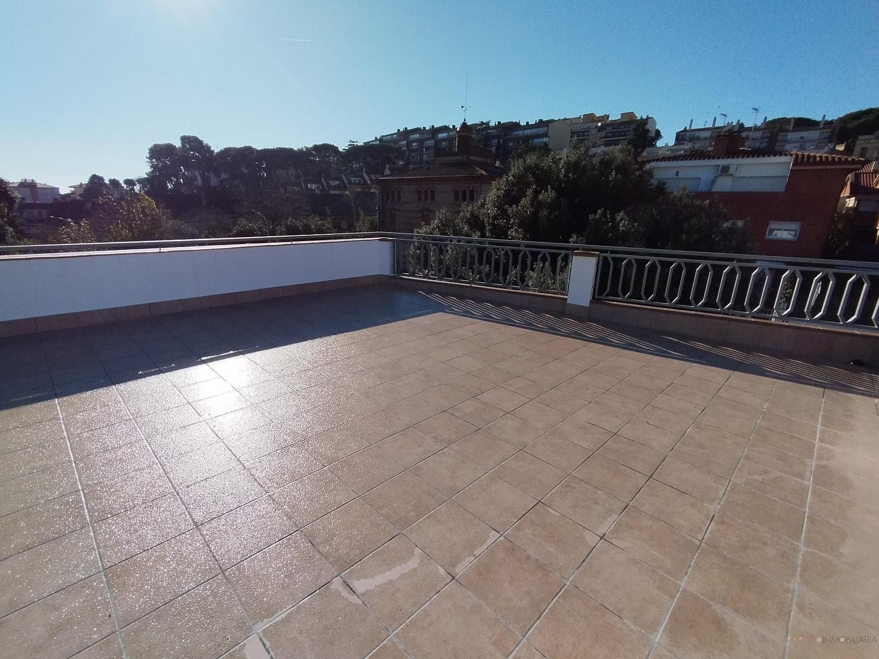Terrassa de Planta baixa de lloguer en Sant Andreu de Llavaneres amb Aire condicionat, Calefacció i Terrassa